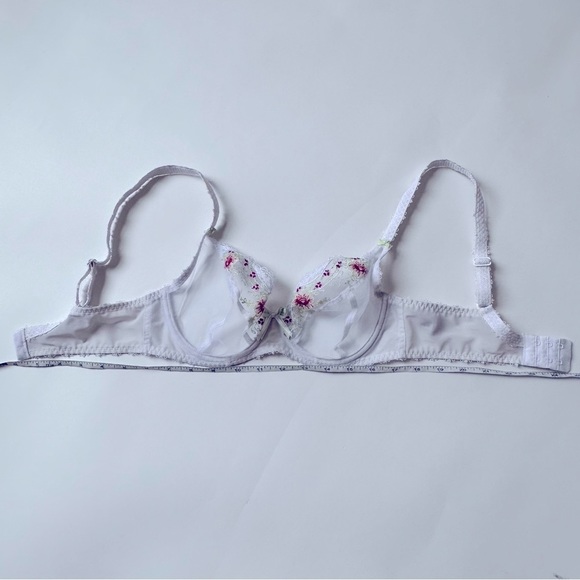 [SOLD] FREYA Embroidered White Unlined Underwire Bra 30DD - Picture 11 of 13